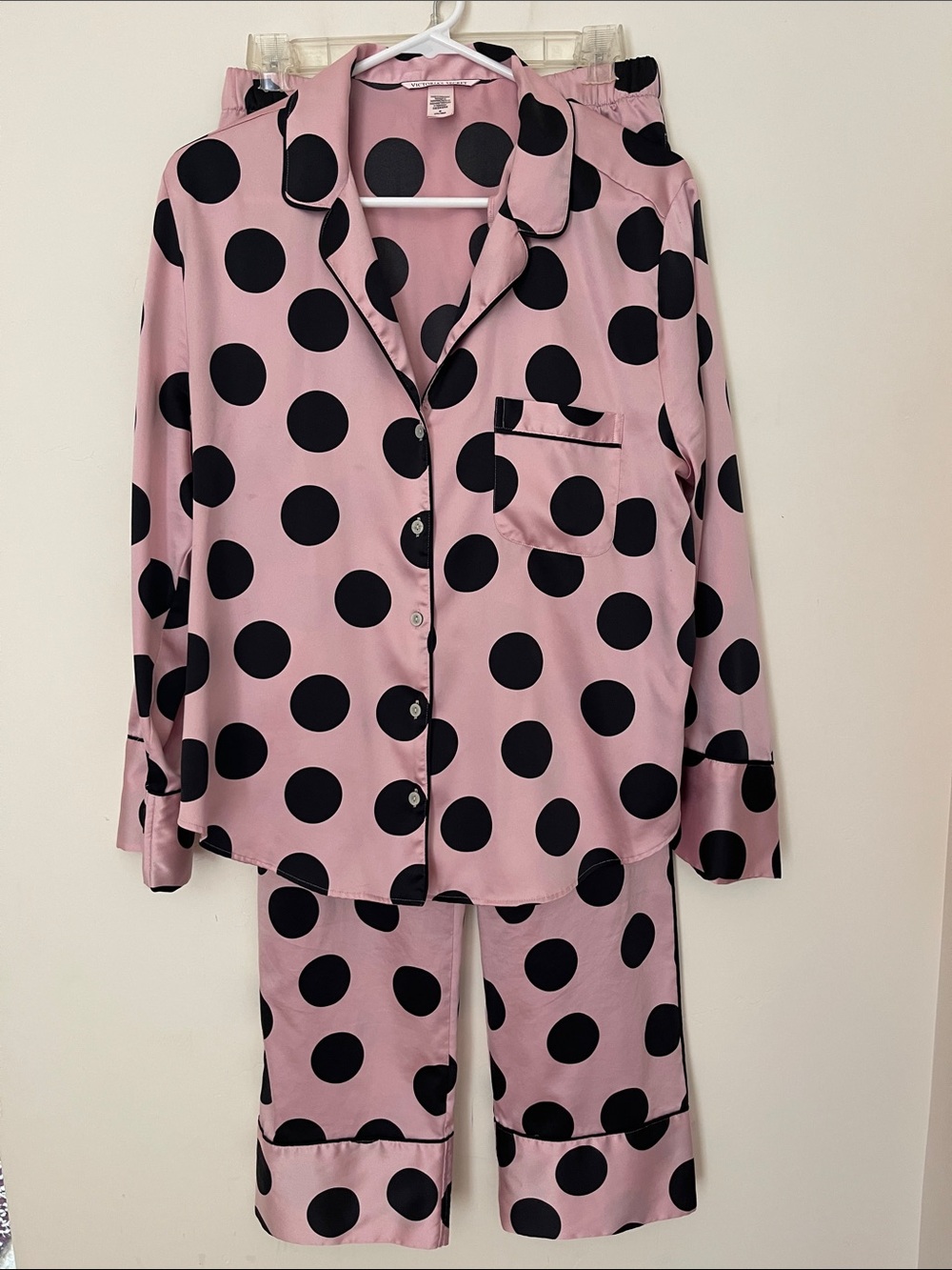 Victoria’s Secret pink/black Pajama Set